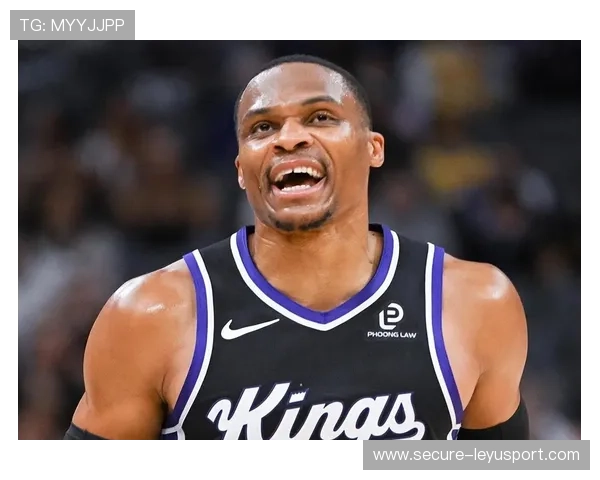 威少底薪三双创纪录，国王险胜勇士，威少2个得分王